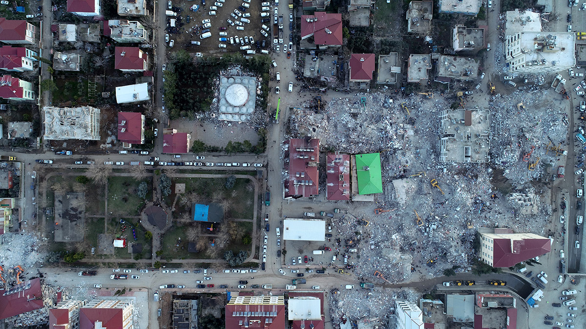 İslahiye'de depremzedeler çadır kente yerleştirildi