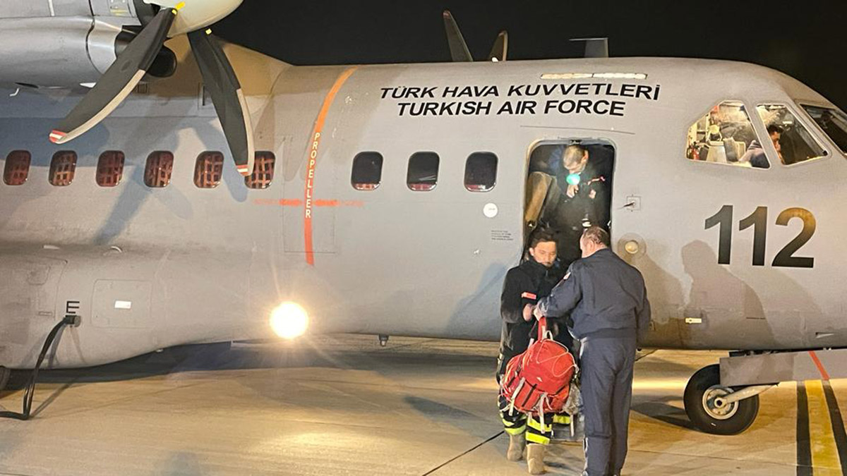 İspanyol arama kurtama ekibi İstanbul'a getirildi