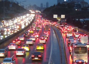 İstanbul'da okul trafiği