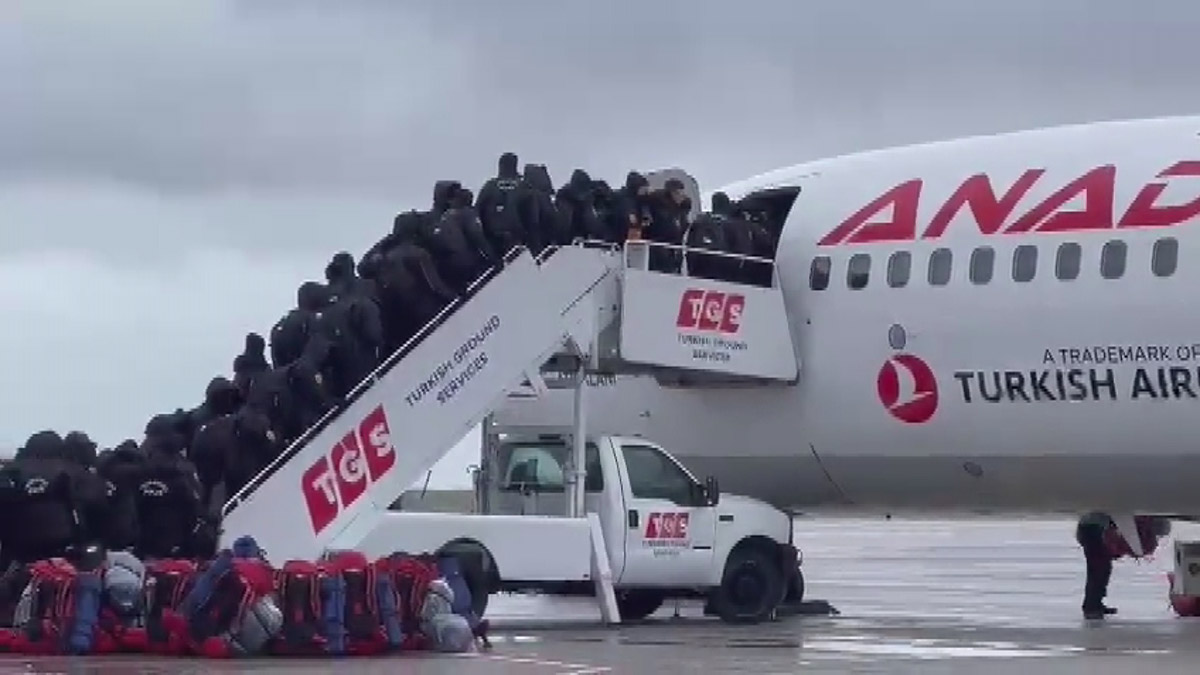 İstanbul'dan deprem bölgesine 2647 personel