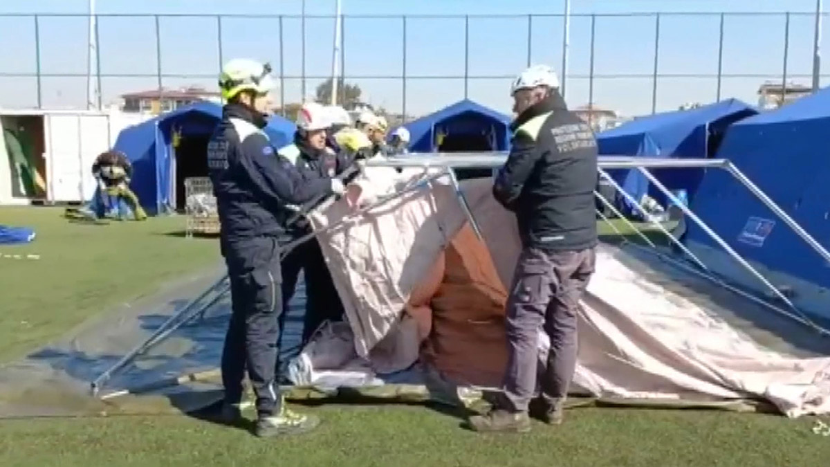 İtalya'dan gelen sahra hastanesi kuruluyor