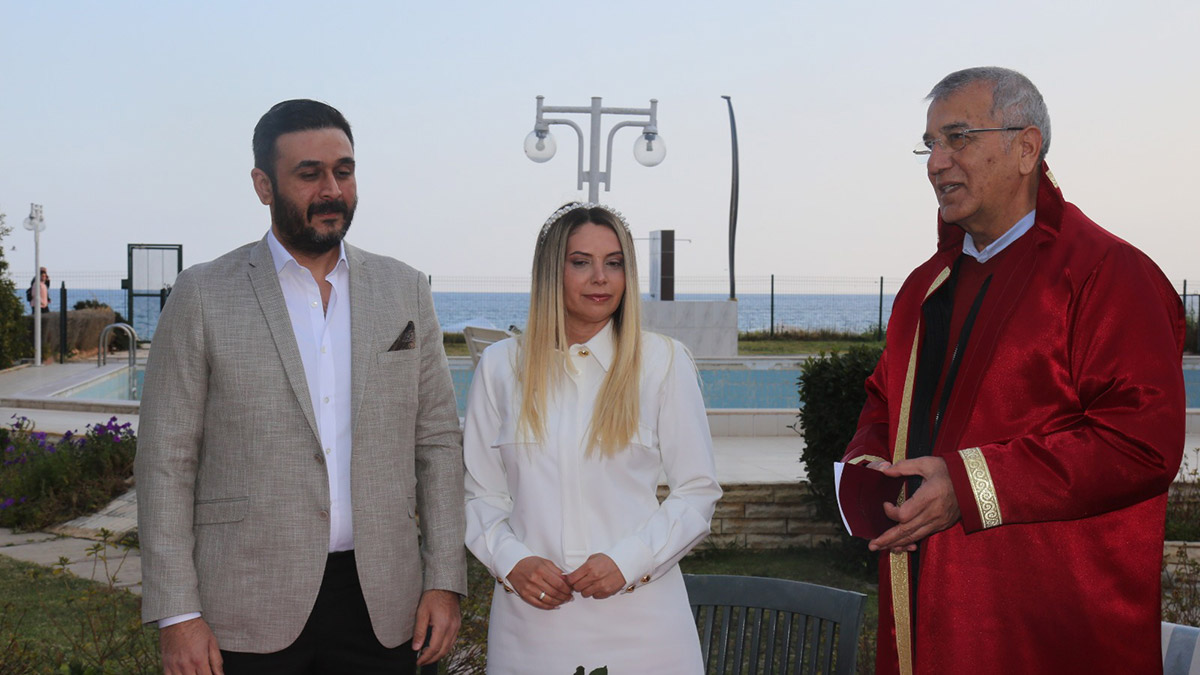 Kahramanmaraşlı gelin ile Hataylı damadın hüzünlü nikahı