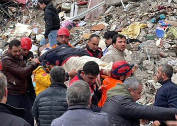 Kahramanmaraş'ta 7.5 büyüklüğünde yeni deprem
