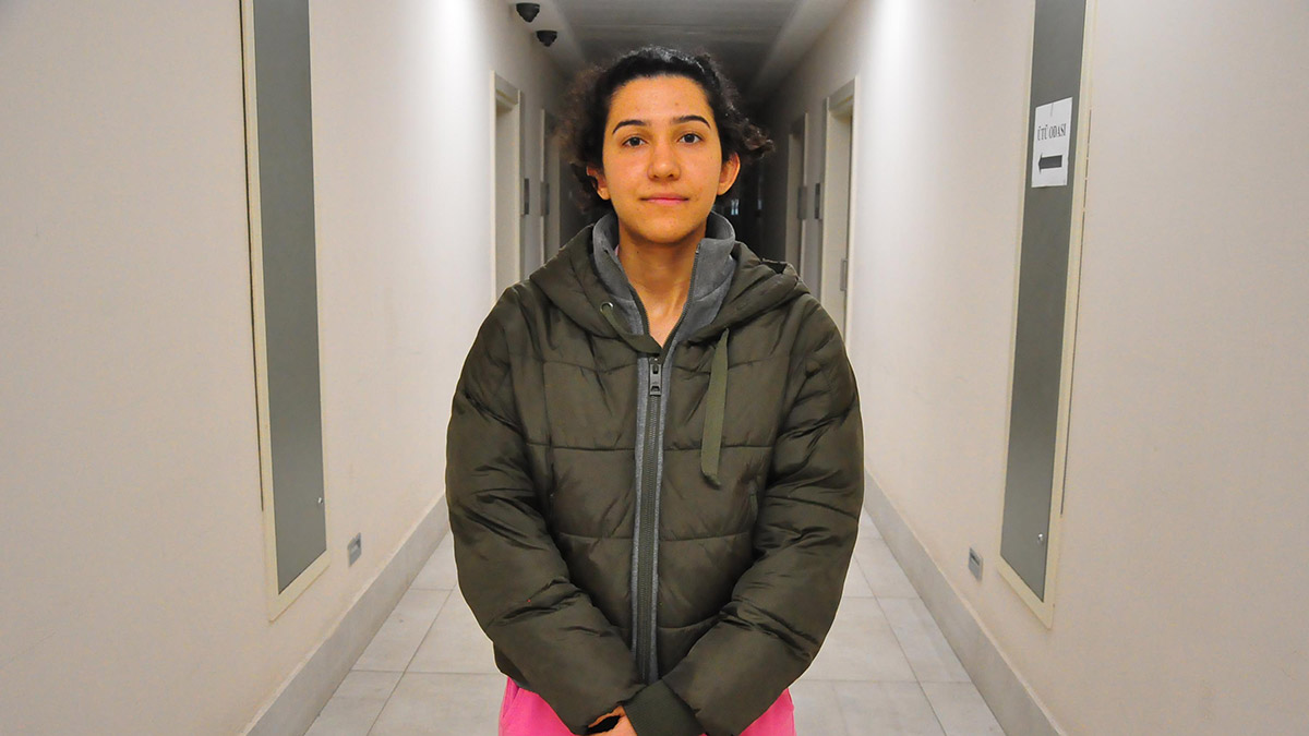 Kaldığı yurda depremzede olarak yerleşti