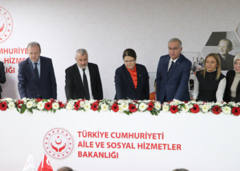 Kamuda çalışan engelli memur sayısı 67 bin 985