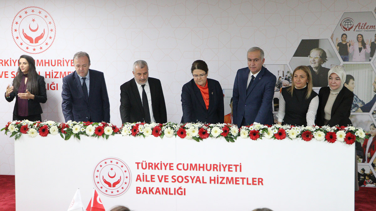 Kamuda çalışan engelli memur sayısı 67 bin 985