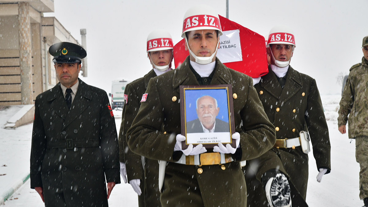 Kore Gazisi Abdullah Tilbaç, toprağa verildi