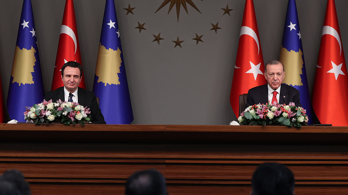 Kosova ve Sırbistan arasındaki diyalogu destekliyoruz 