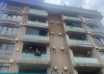 Maltepe'de 5 katlı binanın ikinci katında yangın