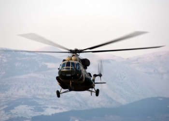 Mi-17 tipi helikopterler, 444 kişiyi tahliye etti