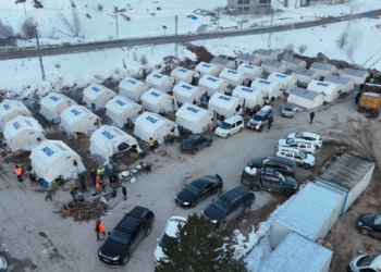 Nurhak'ta 11 mahallede çadır kent kuruldu