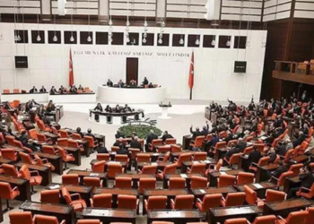 OHAL kapsamındaki 2 kararname, Meclis'te