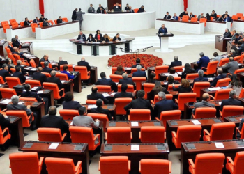 OHAL kapsamındaki 5'inci kararname Meclis'te