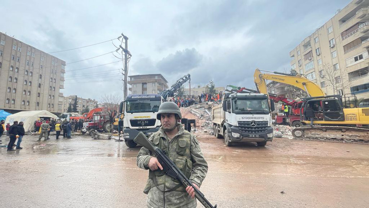 Osman Ağan Apartmanı'yla ilgili 11 gözaltı