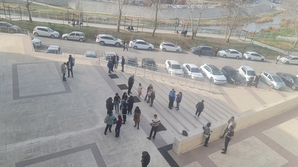 Osmaniye'de 4.1 büyüklüğünde deprem