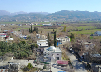 Osmaniyeli depremzedeler Çiraz köyünün yolunu tuttu