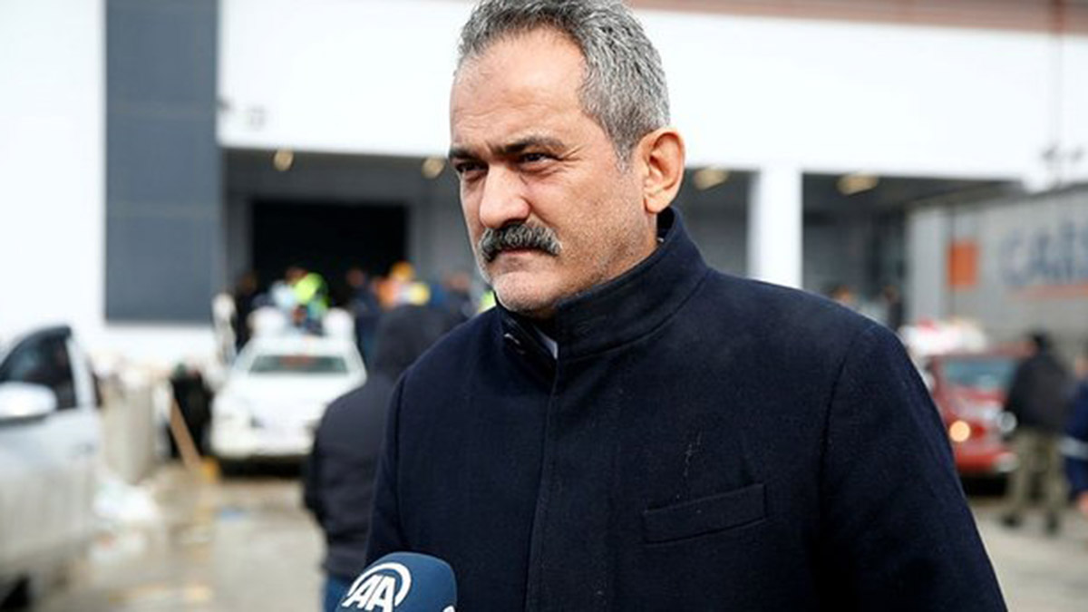 Özer'den deprem bölgesindeki öğretmenlere teşekkür