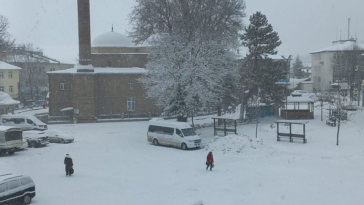 Samsun'da eğitime bir gün ara verildi