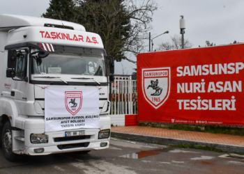 Samsunspor yardım TIR'ları yola çıktı