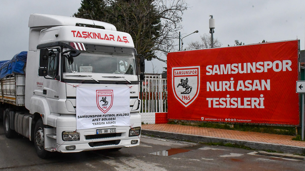 Samsunspor yardım TIR'ları yola çıktı