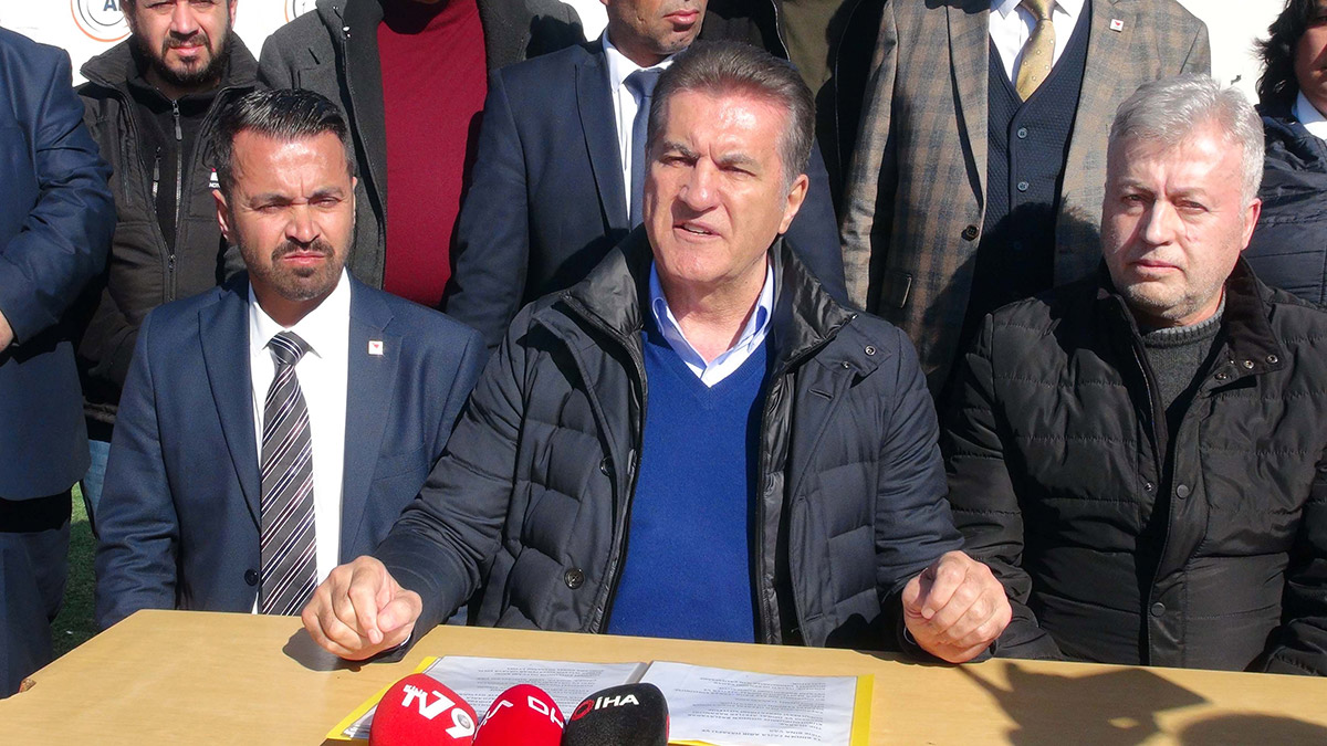 Sarıgül: AFAD'ı tahrip edemeyiz