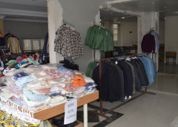 Siirt'te depremzedeler için ‘sosyal market’ açıldı