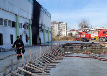 Tadilattaki depoda yangın çıktı