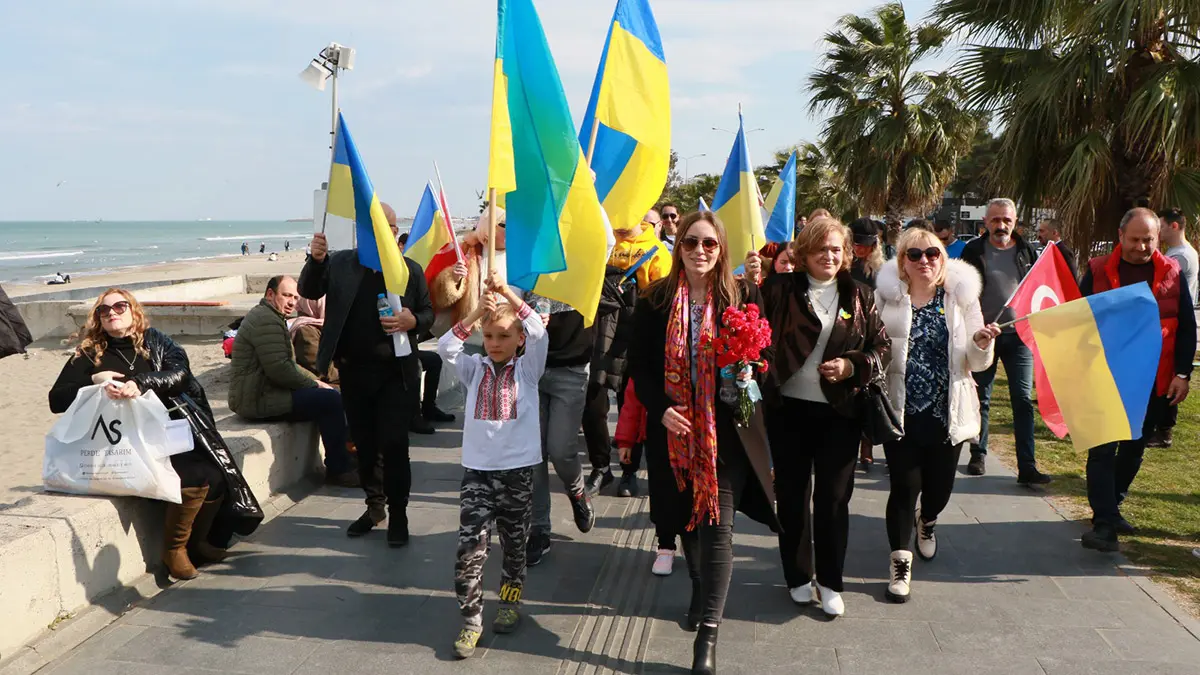 Ukraynalilardan savasin 1inci yilinda yuruyusz - yerel haberler - haberton