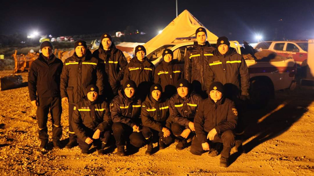 Ukrayna’nın 52 kişilik ikinci kurtarıcı ekibi Türkiye'de