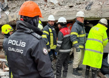 Yıkılan binanın enkazından 108 saat sonra kurtarıldı