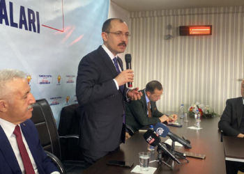 Yüzde 5 veya üzerinde büyüme oranı bekliyoruz