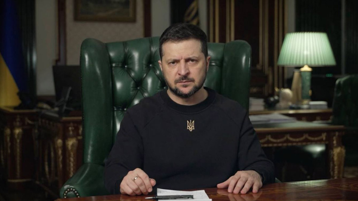 Zelenski: Macron vaktini boşa harcıyor