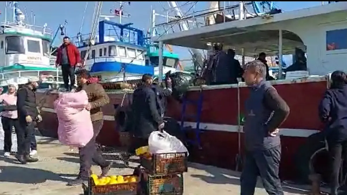 Balıkçılar hatay'a insani yardım taşıyor