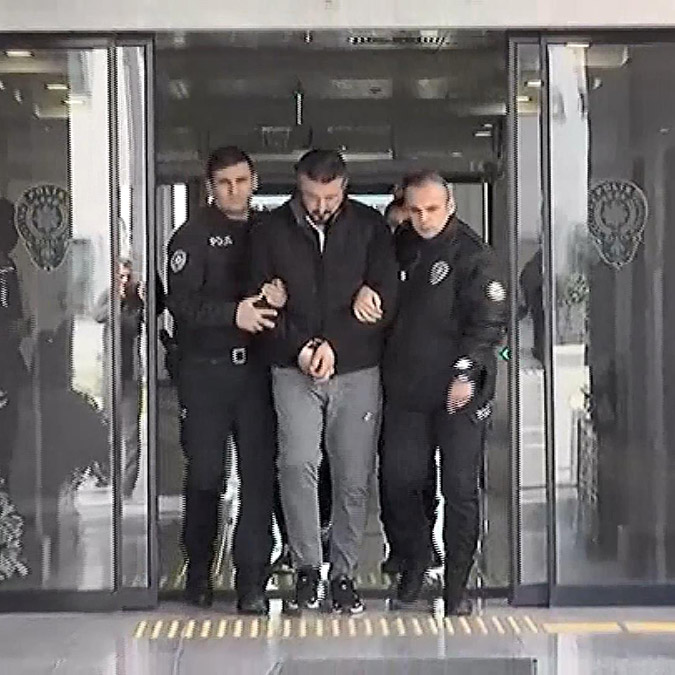 Depremde yıkılan binanın müteahhidi: "Vicdanım rahat"