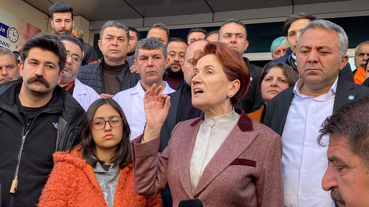 İYİ Parti Genel Başkanı Meral Akşener, "Üniversitelerin kapatılması, depremzedelerin KYK yurtlarına yerleştirilmesi çok yanlış" dedi.