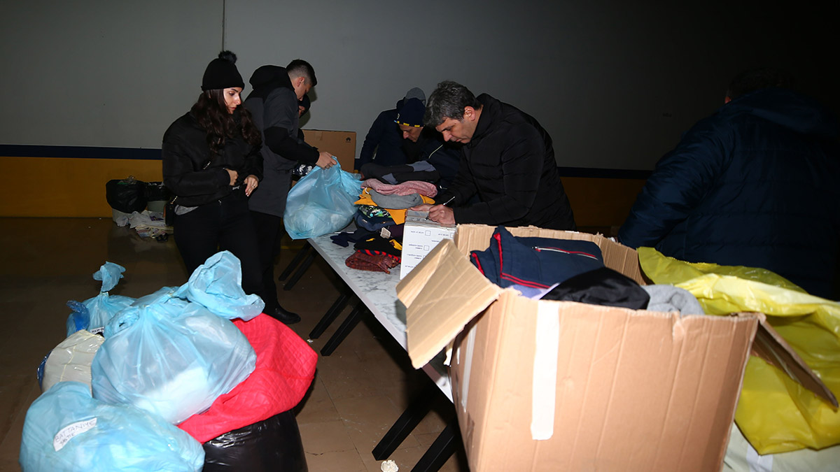 Ülke olarak millet olarak birlikte olmamız gerekiyor