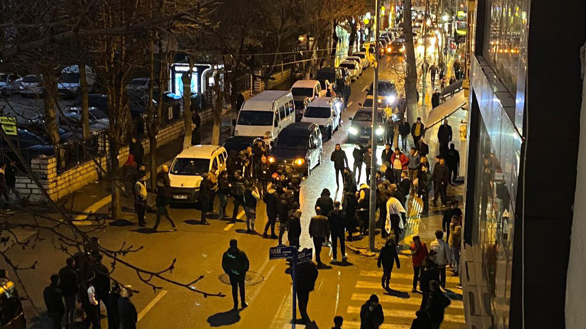 Polatlı'da silahlı çatışma; 1'i ağır 3 yaralı