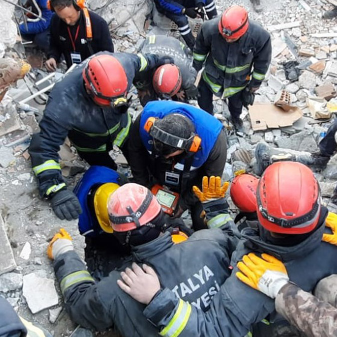 Deprem felaketinde can kaybı 40 bin 689 oldu