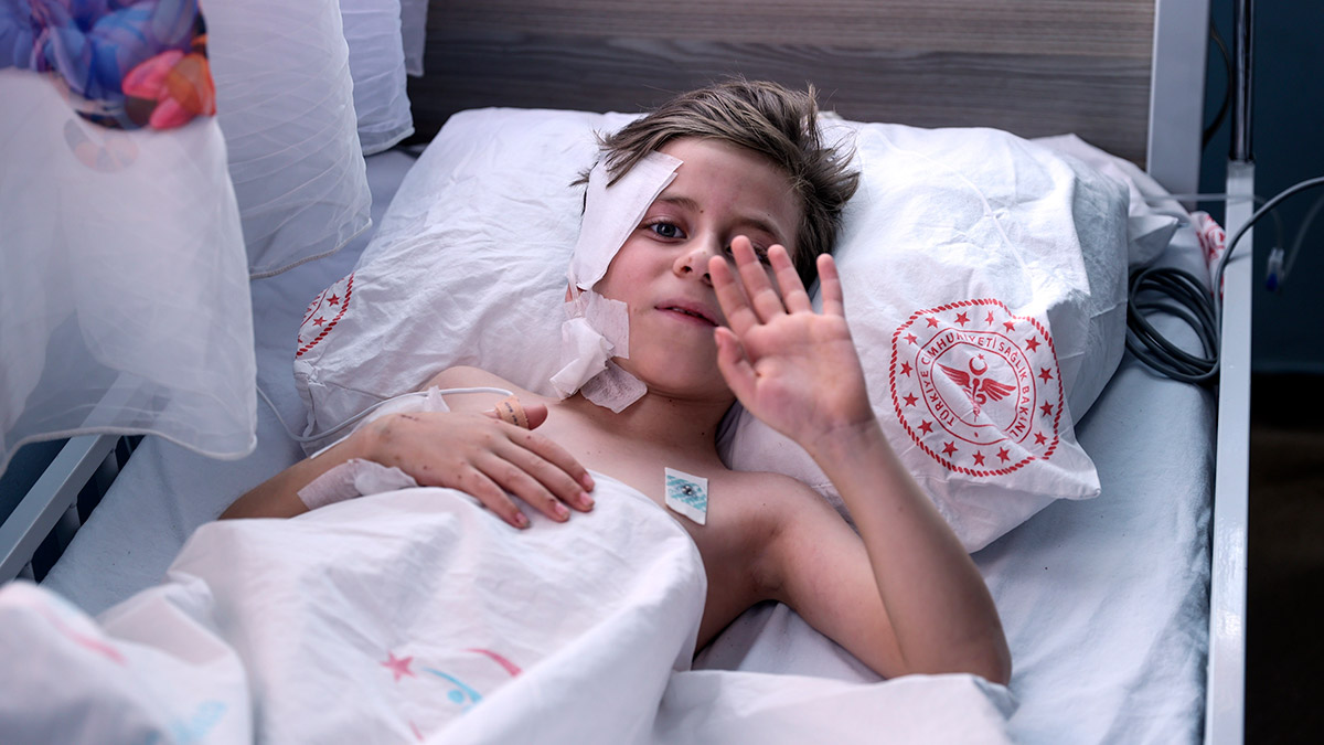 Beşir sen bir kahramansın