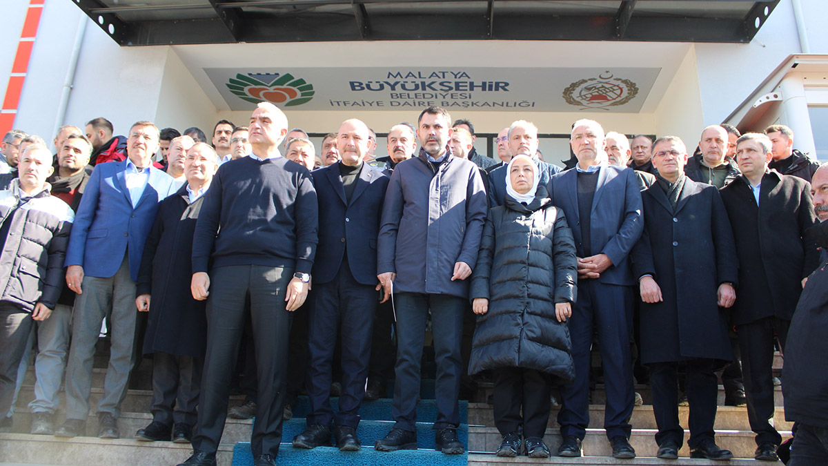 Deprem bölgelerinden çıkmamız mümkün değil