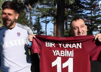 Bakasetas'ın forması depremzedeler için açık artırmayla satılacak