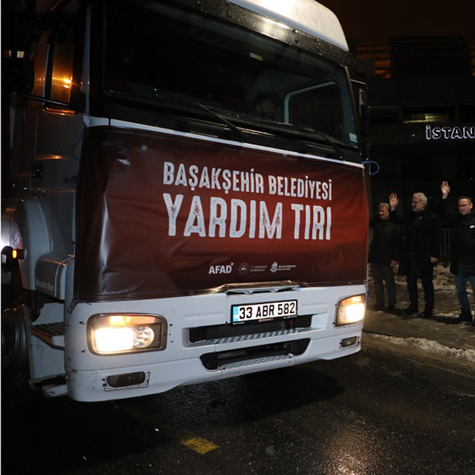 7 TIR Başakşehir'den deprem bölgesine uğurlandı