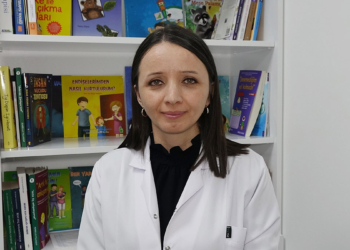 Depremlerdeki sürece tanık olan çocuklar için uyarı