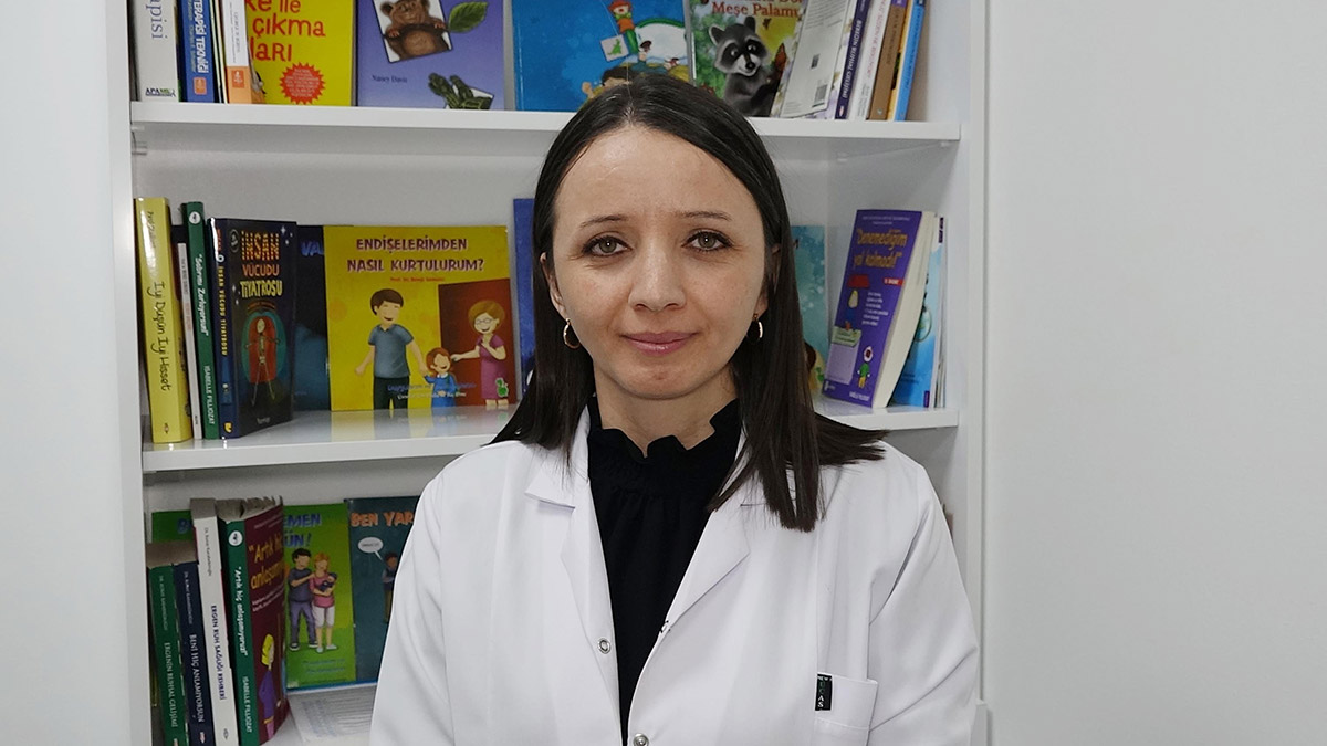 Depremlerdeki sürece tanık olan çocuklar için uyarı