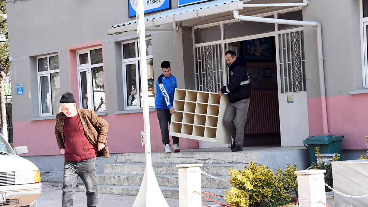 Çorlu'da 5 okulun tahliyesine karar verildi