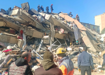 Depremde 38 bin 44 kişi hayatını kaybetti