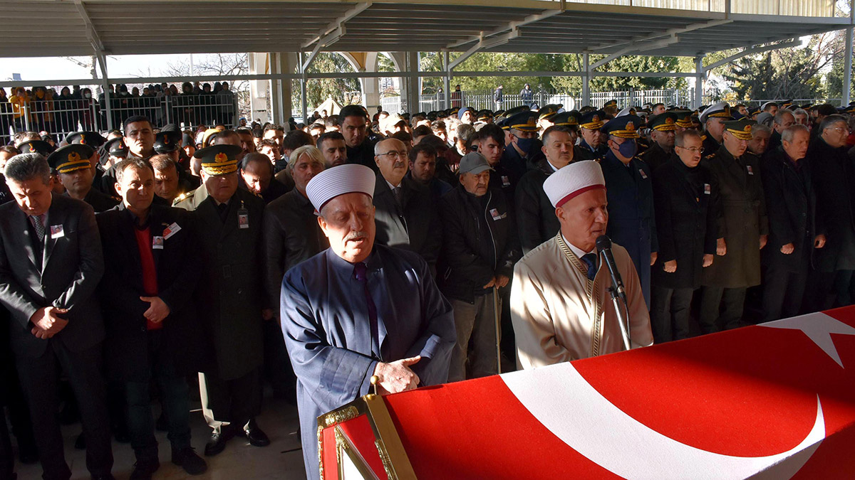 Deprem şehidi Eren Taşkın toprağa verildi