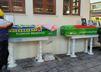 Enkaz altında can veren turist rehberi toprağa verildi