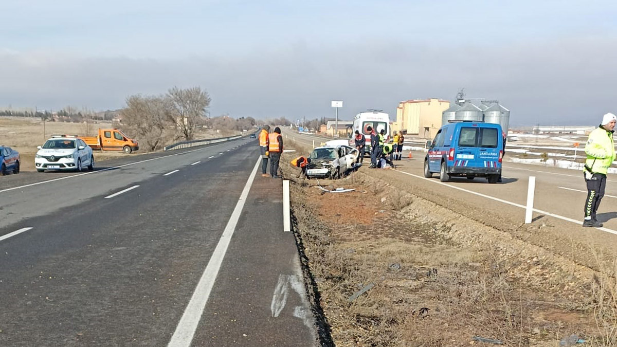 Depremzede ailenin aracı kaza yaptı; 1 ölü, 3 yaralı var