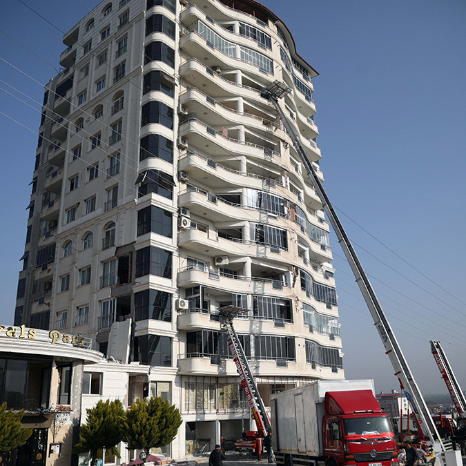 Depremzedelerin eşya taşıma firmalarına yoğun talebi var